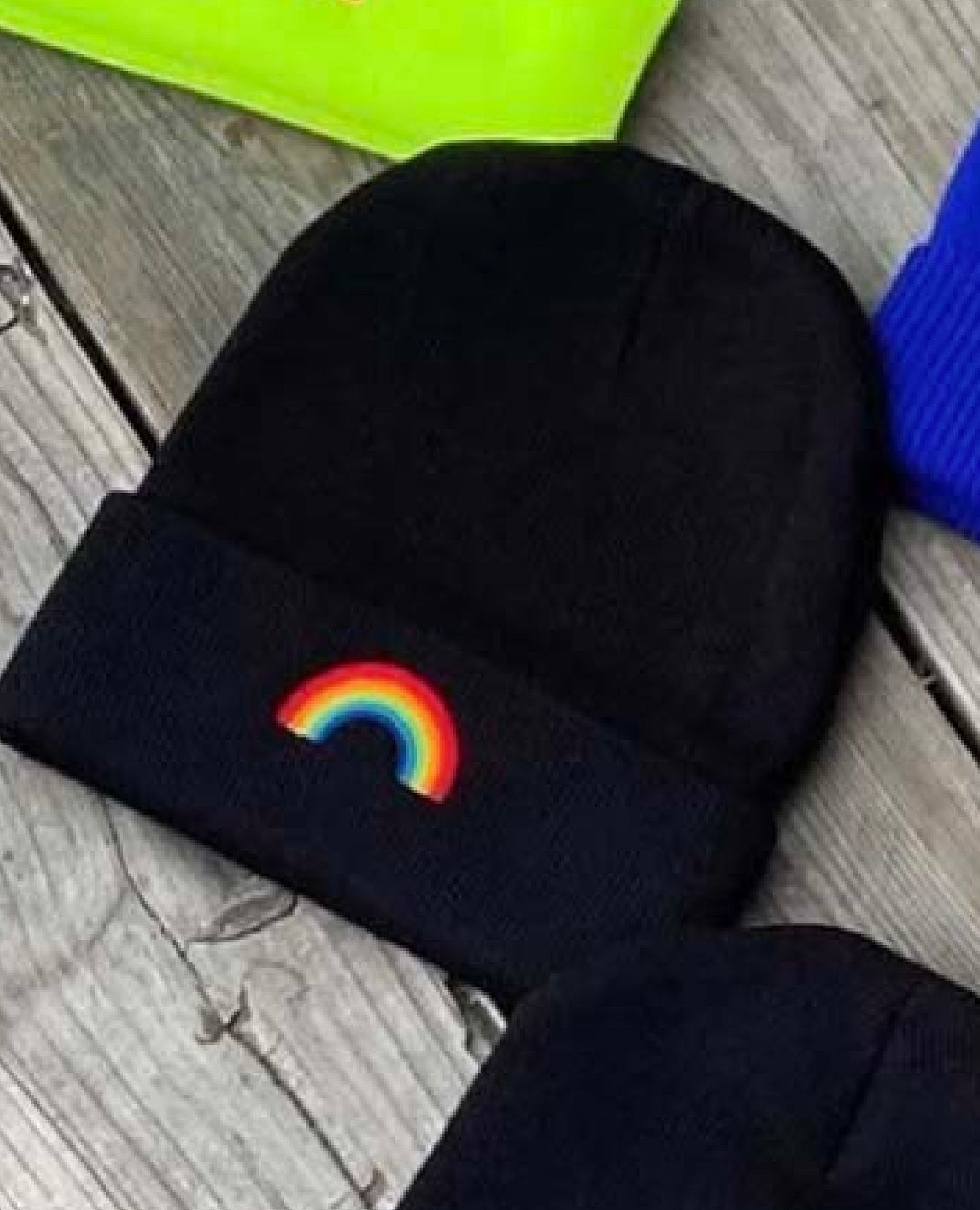 AN Rainbow Beanie Black