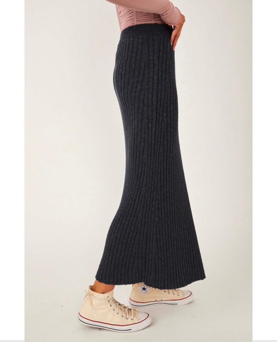 Better Days Midi Skirt Black - miamidrugpossession