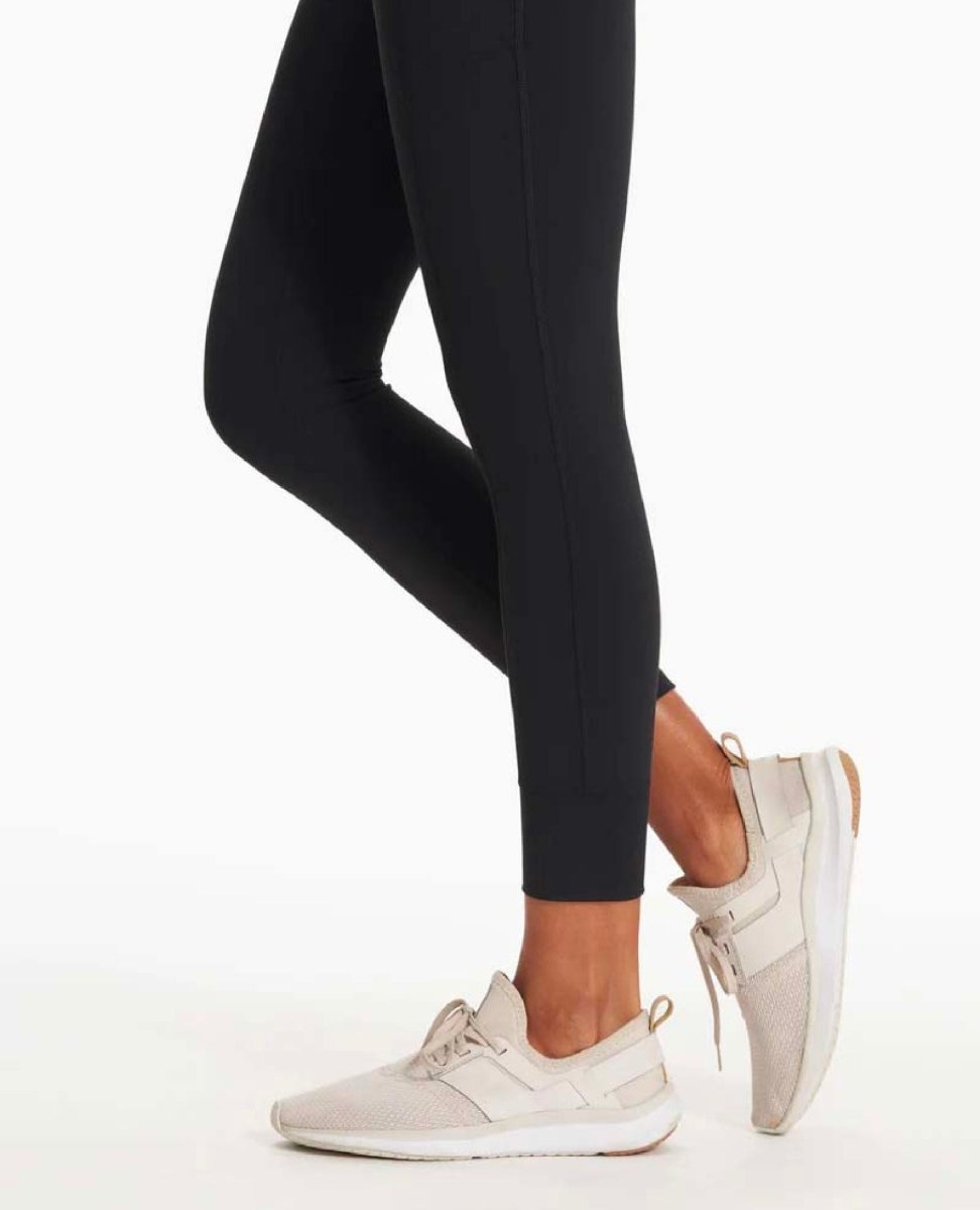 Daily Pocket Legging Black - miamidrugpossession