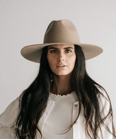 Emma Stiff Brim Tan - miamidrugpossession