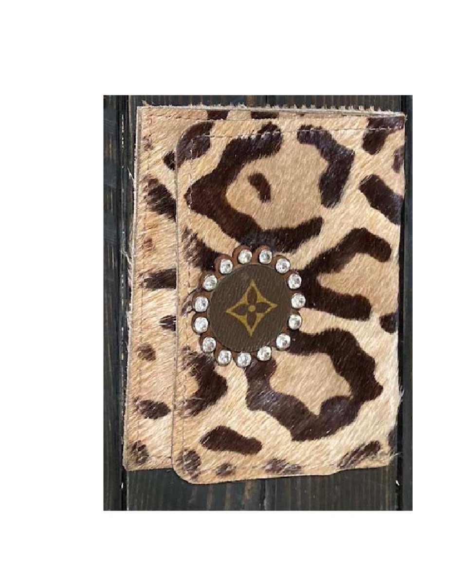 Flora Wristlet Cowhide - miamidrugpossession