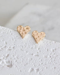 Hammered Heart Stud Earrings - PINK ARROWS