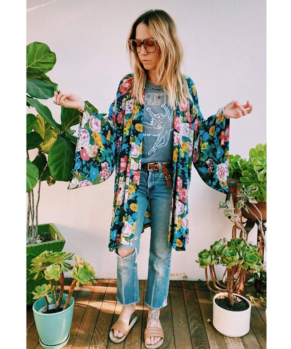 Hitchhiker Kimono Rose Garden - miamidrugpossession