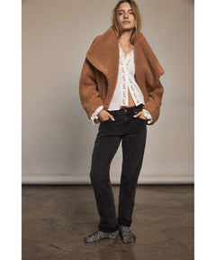 Izzy Teddy Jacket Sand - miamidrugpossession