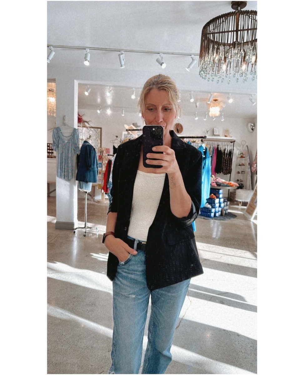 Lizzy Black Tab Sleeve Blazer - miamidrugpossession