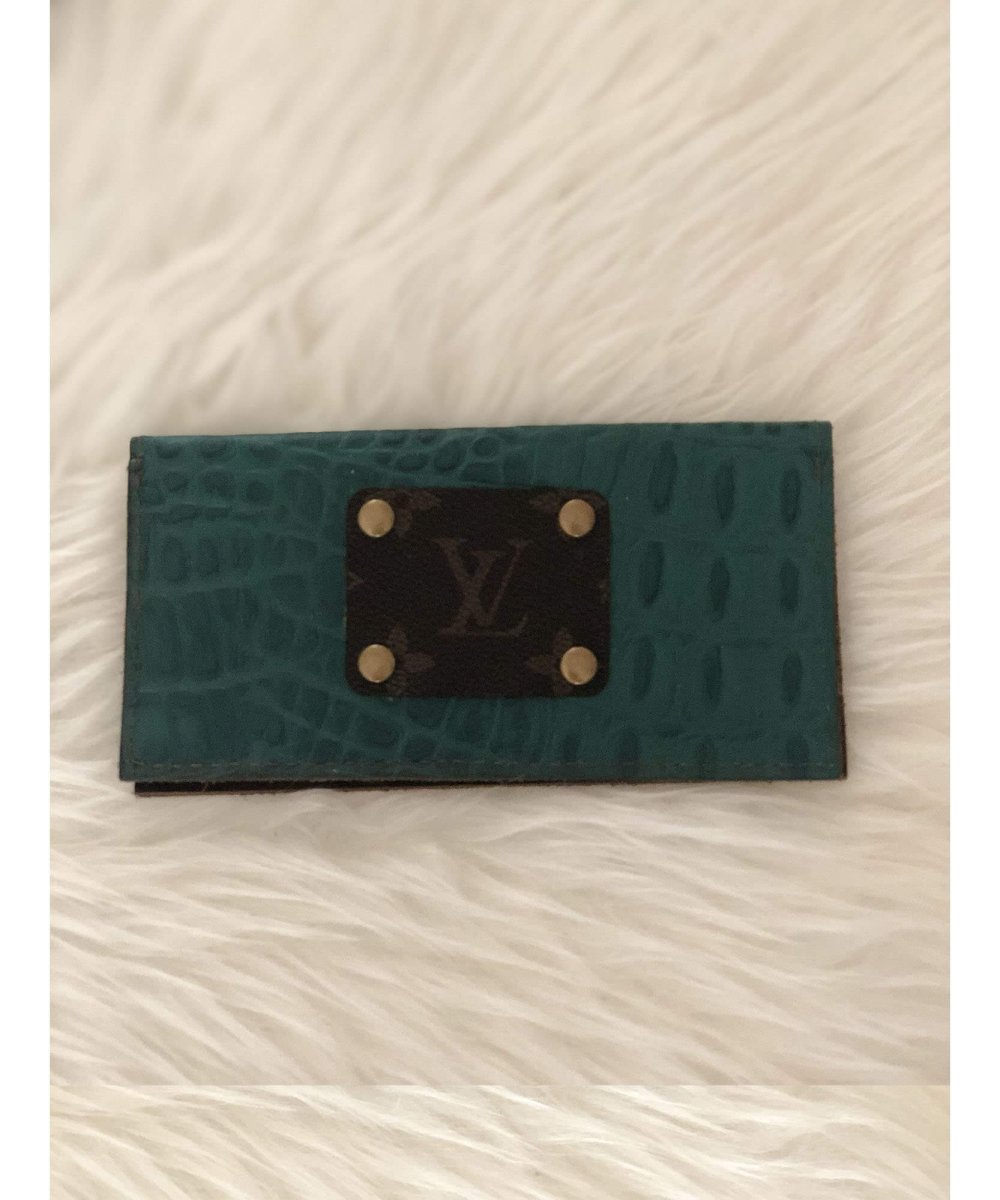 LV Large Wallet Turquoise Snake - clearpathherbicide