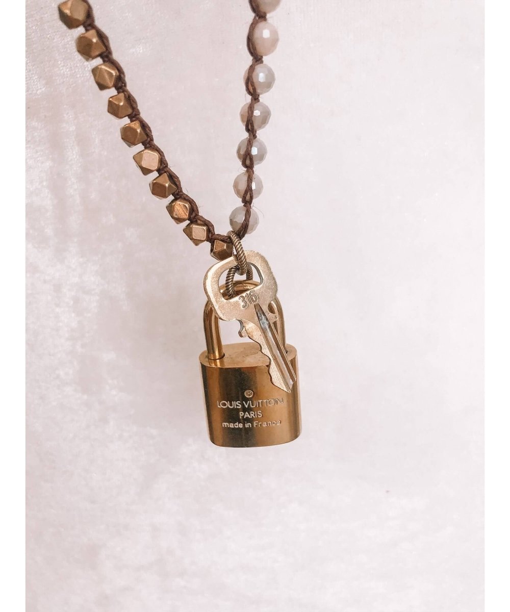 LV Lock Necklace White Gold 30