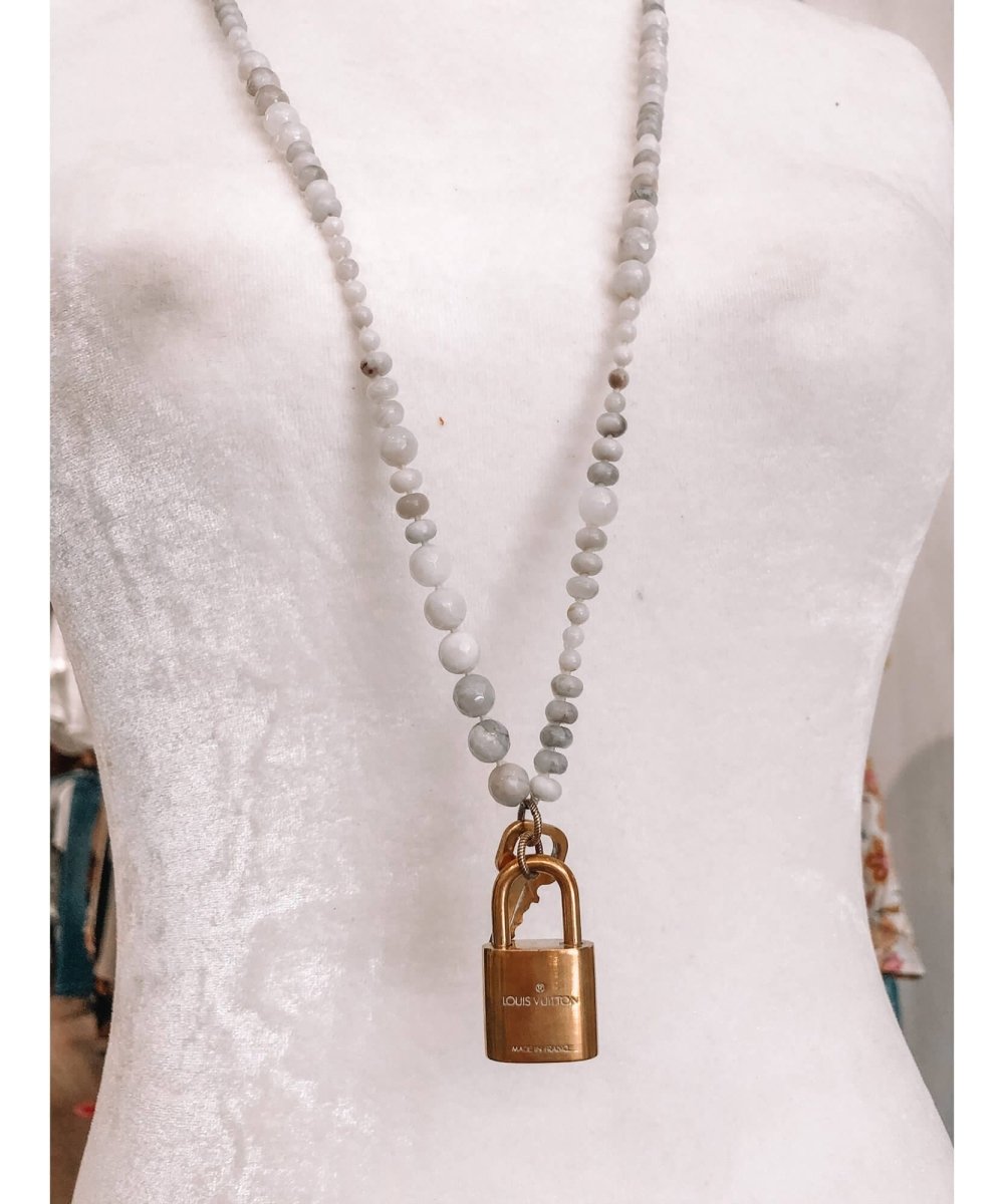 LV Lock Necklace White Grey 30