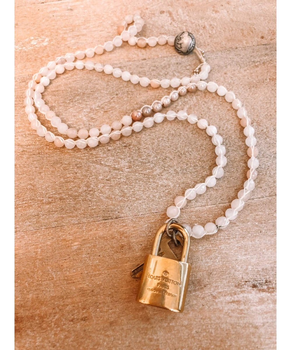 LV Lock Necklace White Pink 30