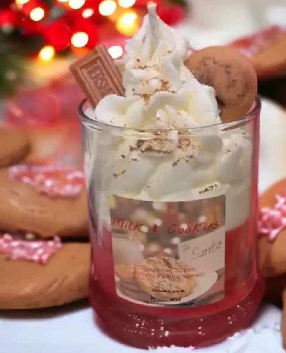 Milk & Cookies Santa Christmas Candle - PINK ARROWS