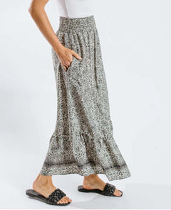 Moulika Skirt Black White Color - miamidrugpossession