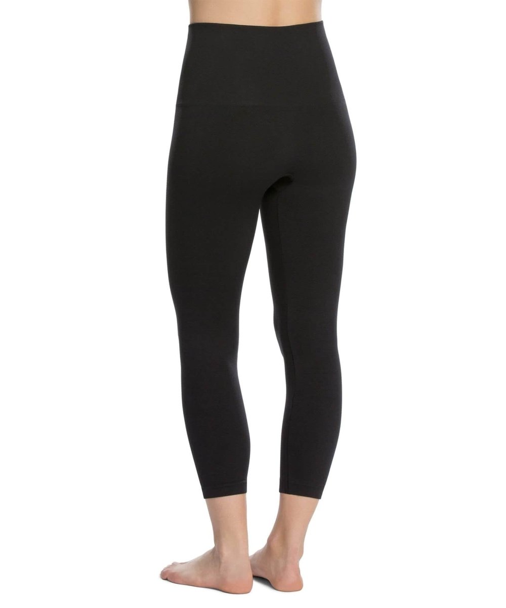 Seamless Cropped Leggings Black - miamidrugpossession