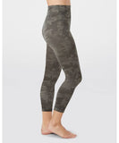 Seamless Cropped Leggings Sage Camo - miamidrugpossession