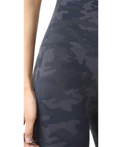 Seamless Legging, Black Camo - Restocked - clearpathherbicide