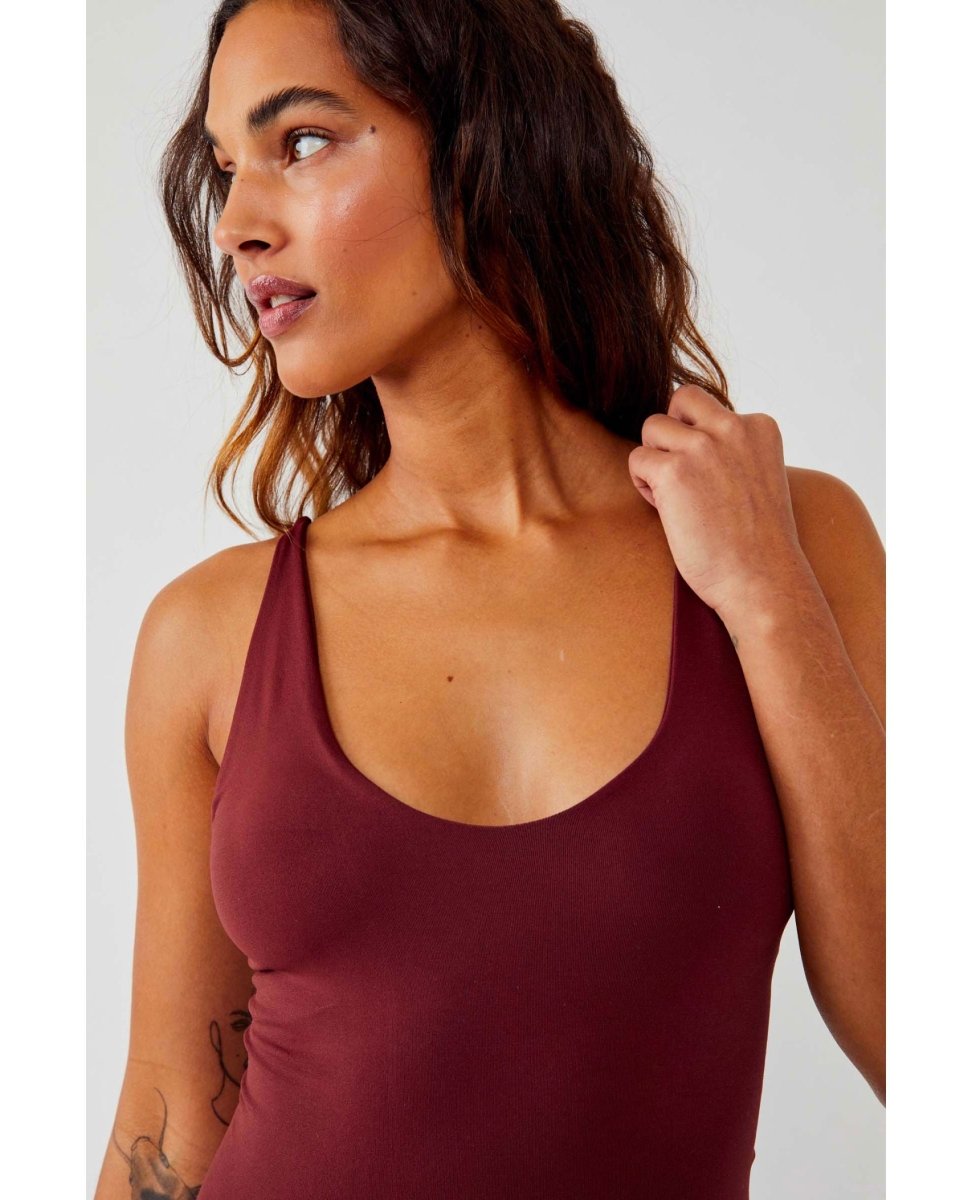 Seamless V - Neck Cami Garnet - clearpathherbicide