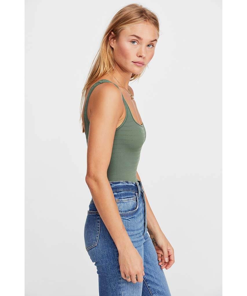 Square One Seamless Cami Moss - miamidrugpossession