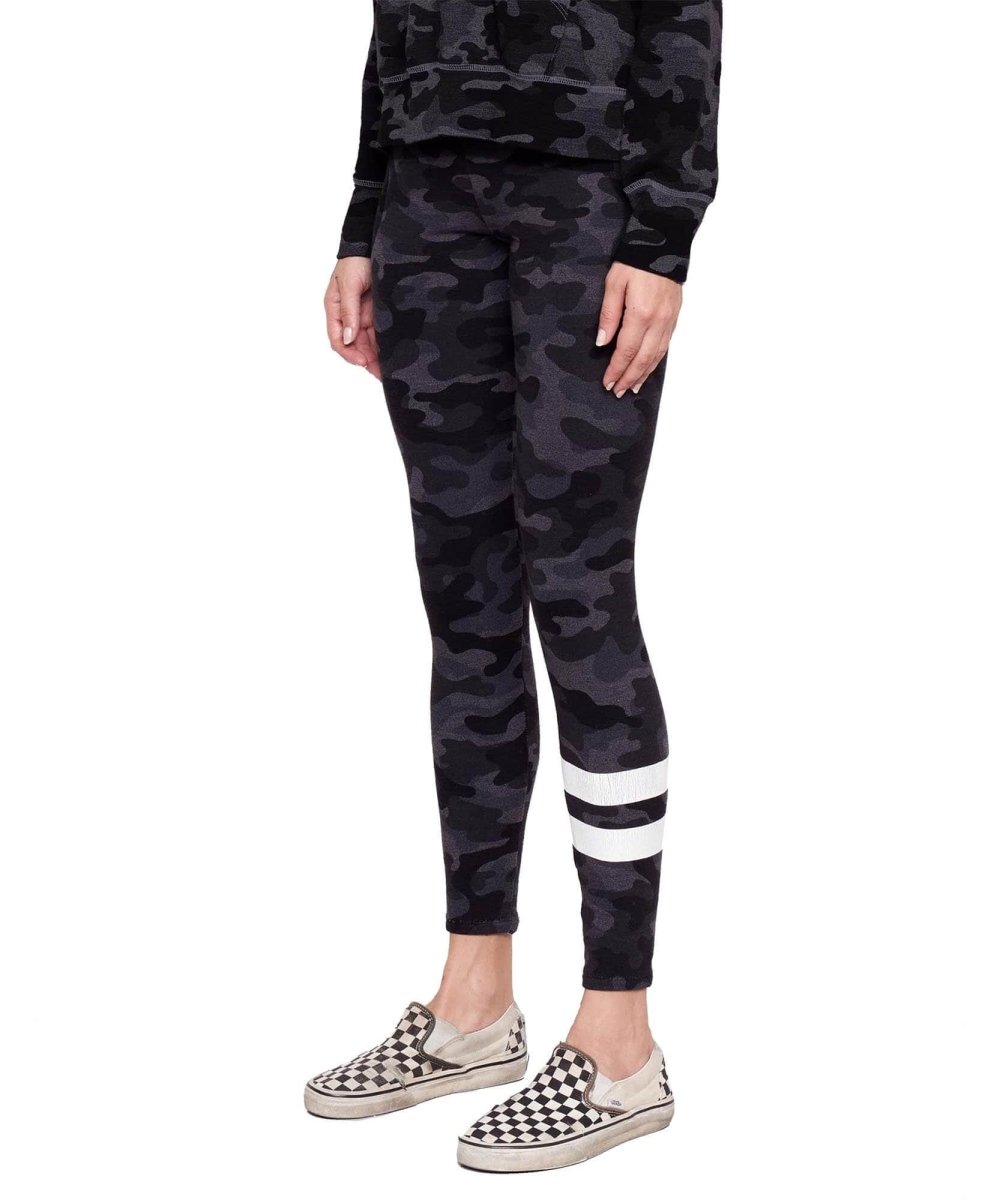 Stripe Camo Yoga Pant, Charcoal - clearpathherbicide