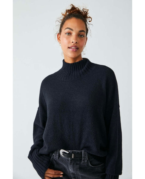 Vancouver Turtleneck Black - miamidrugpossession