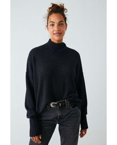 Vancouver Turtleneck Black - clearpathherbicide