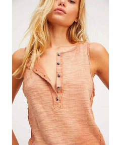 Vintage Textured Tank Doe - PINK ARROWS