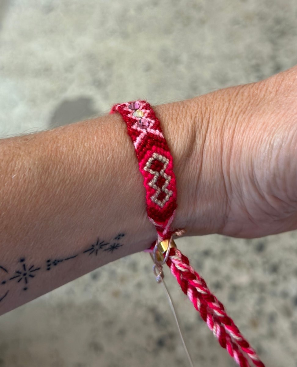 Wayuu Skinny Bracelet Red - PINK ARROWS